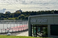 В районе Внуково завершилось строительство всесезонной спортивной площадки